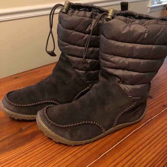 waterproof moccasin boots